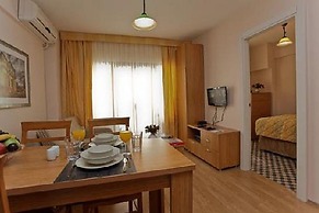 Three Apples Suites and Hotel