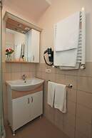 Three Apples Suites and Hotel