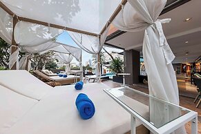 Golden Tulip Mandison Suites