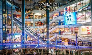 Golden Tulip Mandison Suites