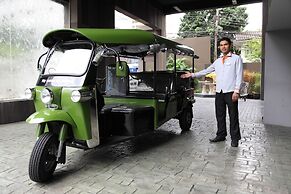 Golden Tulip Mandison Suites