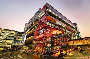 Golden Tulip Mandison Suites