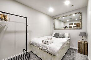 St Stephen Street Apartment