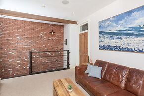 St Stephen Street Apartment