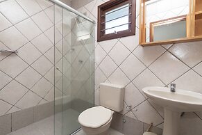 Aluguel Casa 4 quartos 1 suite frente mar 016