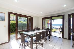 Aluguel Casa 4 quartos 1 suite frente mar 016