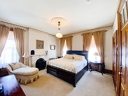 Galena Inn