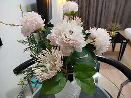 Shine Residences by Ridged