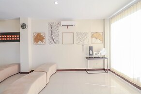 Hotel O Kuta Near Potato Head Beach Club Formerly Balitone Residence