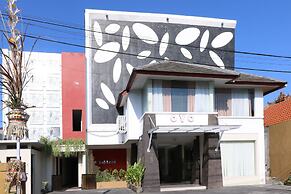 Hotel O Kuta Near Potato Head Beach Club Formerly Balitone Residence