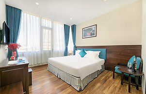 Celina Hotel & Apartment