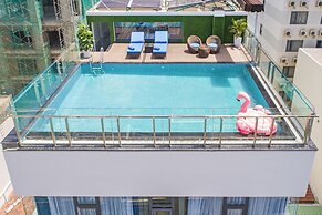 Celina Hotel & Apartment