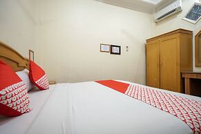 Super OYO 1173 Hotel Shofa Marwah