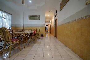 Super OYO 1173 Hotel Shofa Marwah