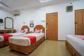 Super OYO 1173 Hotel Shofa Marwah