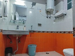 Hotel Snow Crest Inn