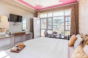 Hotel Snow Crest Inn