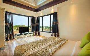 Crescent Spa And Resorts Indore