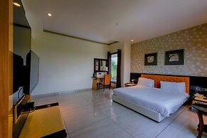 Crescent Spa And Resorts Indore