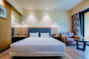 Crescent Spa And Resorts Indore