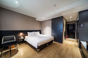 Rivertain Hotel Gyeongju