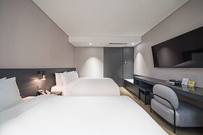 Rivertain Hotel Gyeongju