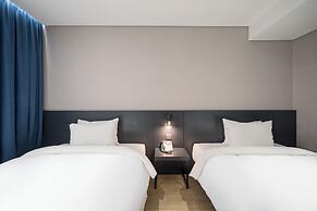 Rivertain Hotel Gyeongju