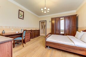 Welcome Home Apartments Kazanskaya 39