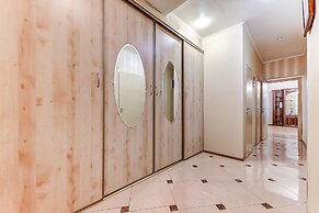 Welcome Home Apartments Kazanskaya 39