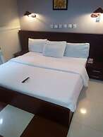 Utopia Hotel