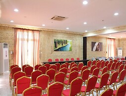 Utopia Hotel