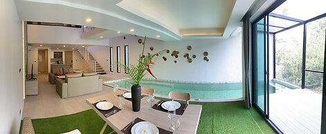 Pause Pool Villa by Replay