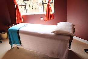 Dan Stam Hotel