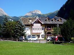 Appartamenti Majon Sotroi