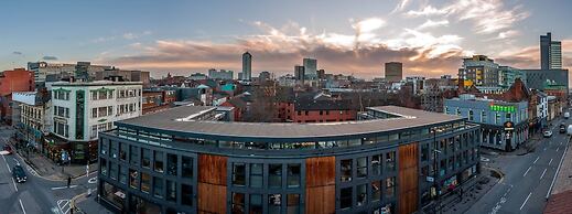Swan Street Penthouse