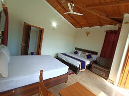 Crystal LakeView Homestay