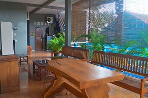 OYO 1145 Rita Guesthouse