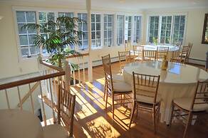 Anne's Washington Inn