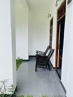 Guitar Bay Arugambay