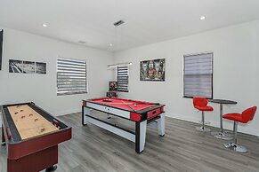 Villa Cosmopolitan by Vacationhit