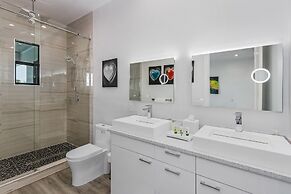 Villa Cosmopolitan by Vacationhit