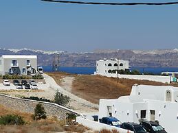 My Catsle Cave est 1899