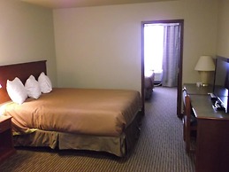 Foxwood Inn & Suites
