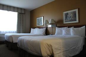 Foxwood Inn & Suites