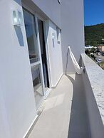 Dona Floripa Suites e Apartamentos