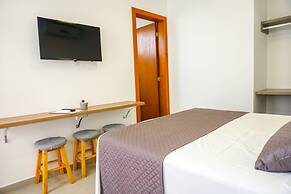 Dona Floripa Suites e Apartamentos