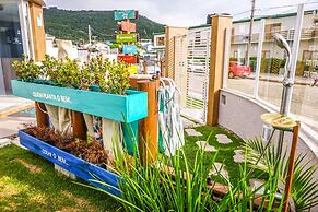 Dona Floripa Suites e Apartamentos