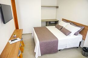 Dona Floripa Suites e Apartamentos