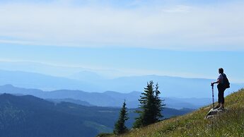 Trappers Landing #05 By Bear Country