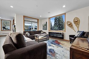 Kookaburra Lodge #302 By Bear Country